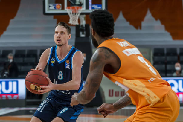 尤其是在面 尤其是在面